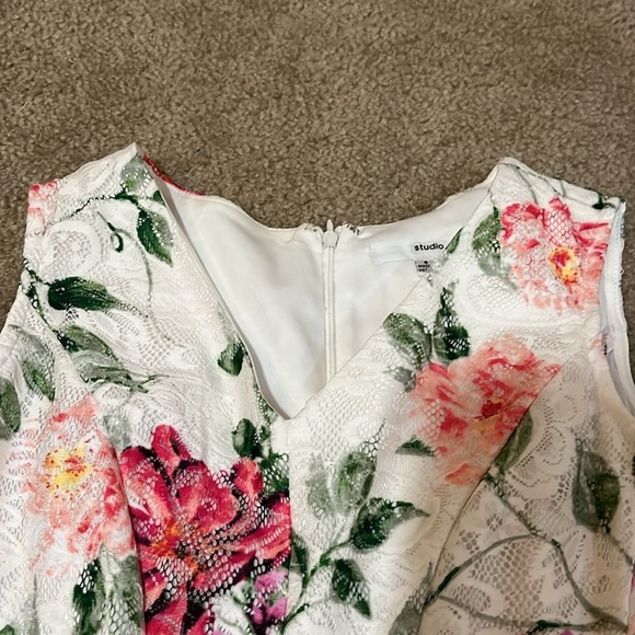 NWT Studio One V-Neck Fit and Flare Floral Print Dress Sz 4 Easter Spring - Picture 5 of 6